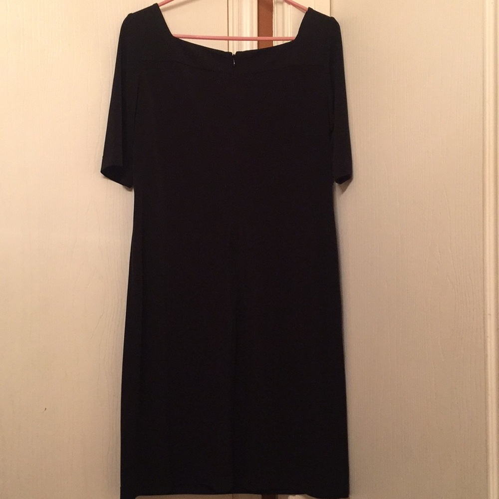 Dress - Picture 2 of 4